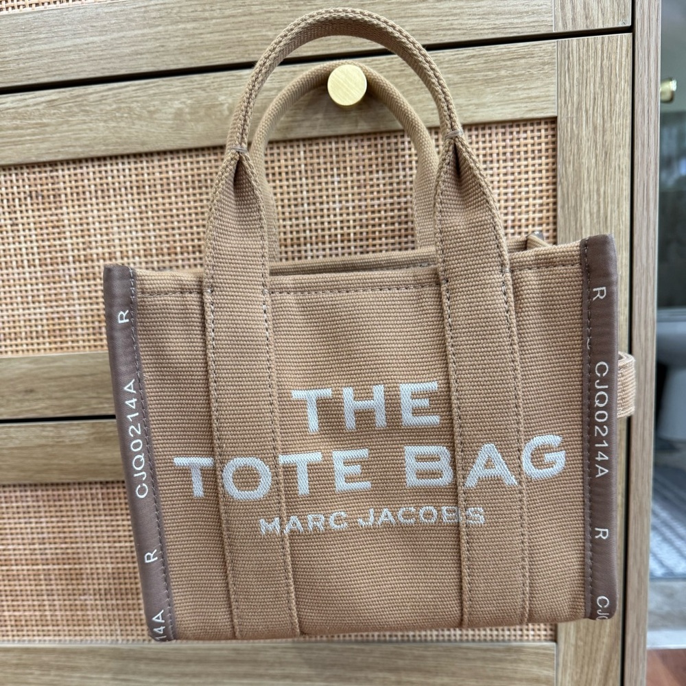 Marc Jacobs Jacquard Tote Bag with Structured Design (SMALL) Camel